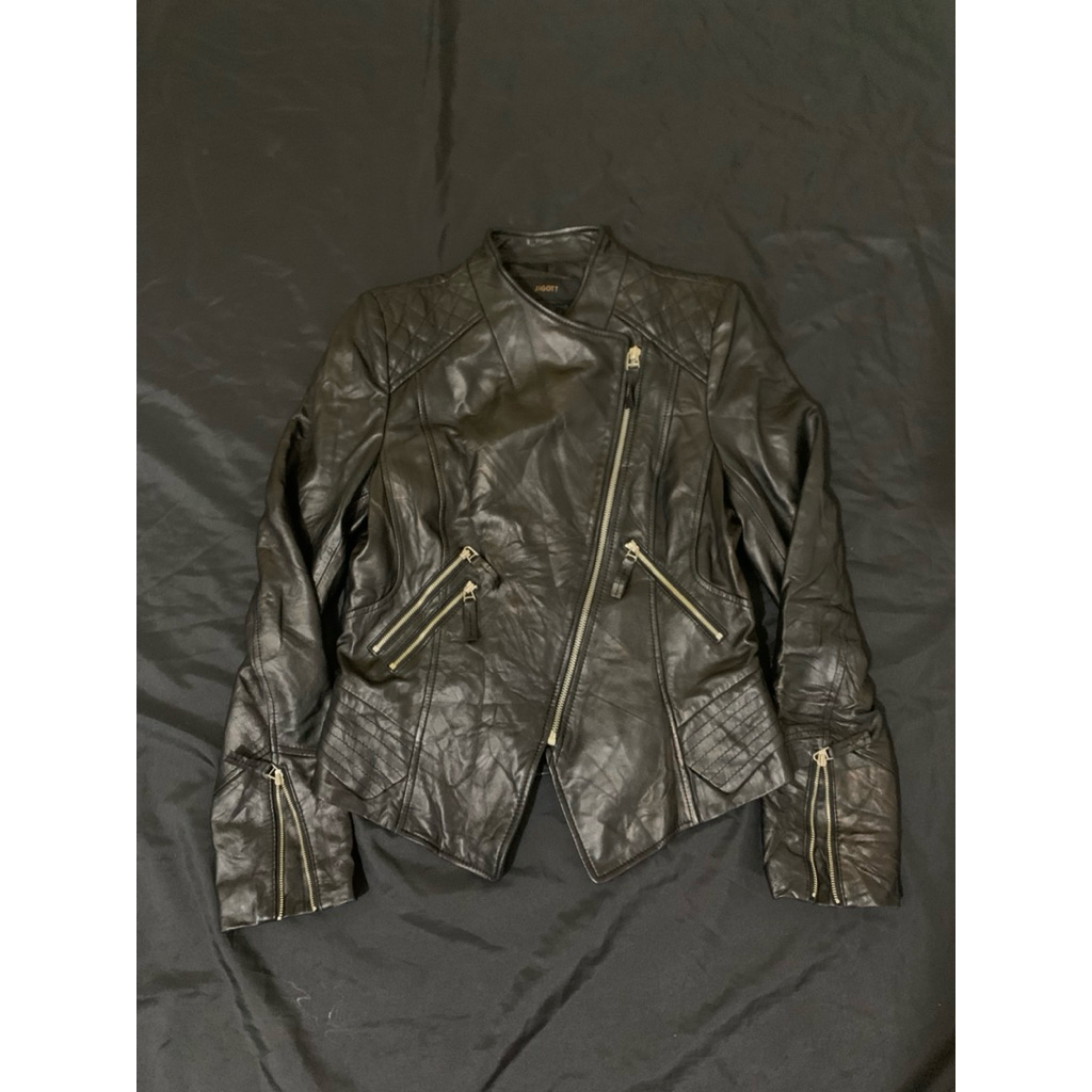 jaket kulit Y2k
