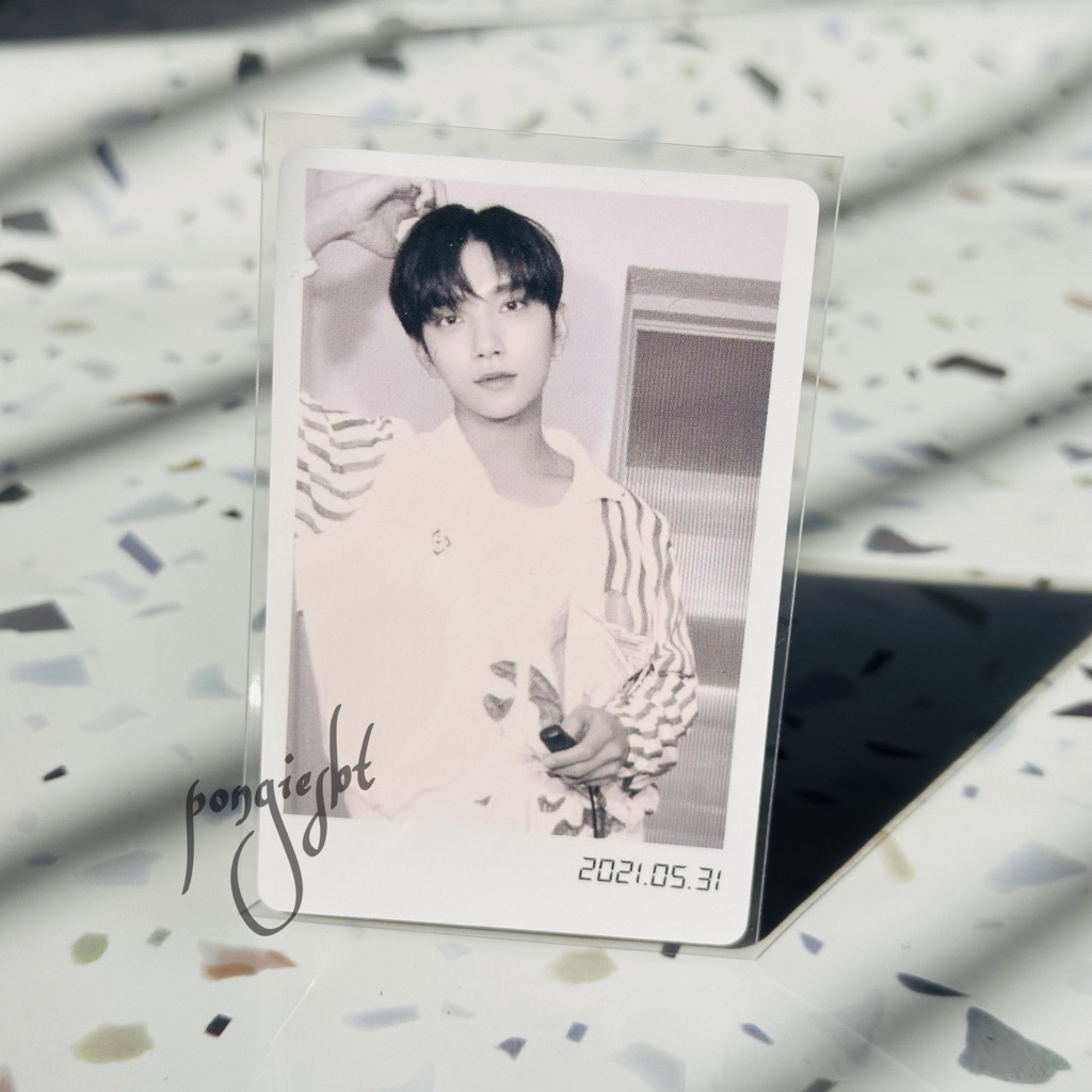 Photocard Official Seventeen Joshua Pola Putih Dicon 101