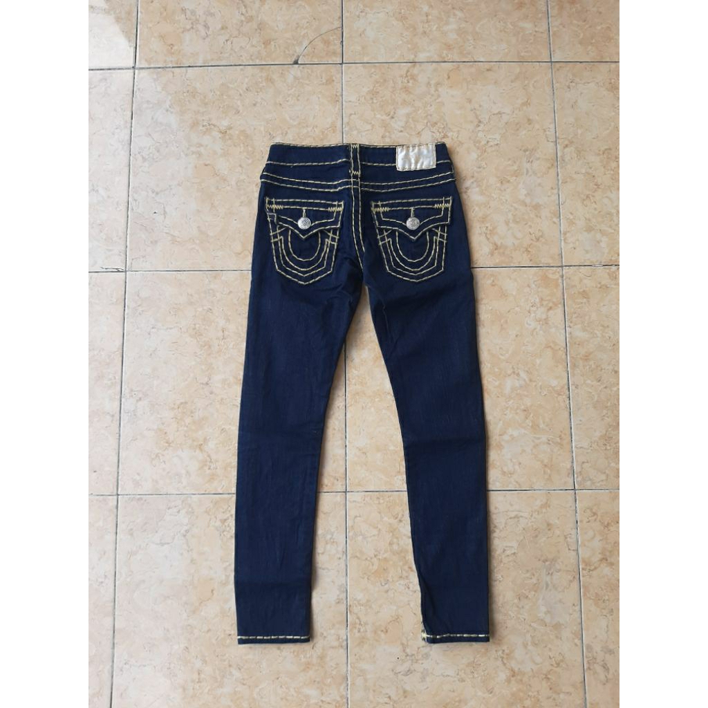 true religion TR USA