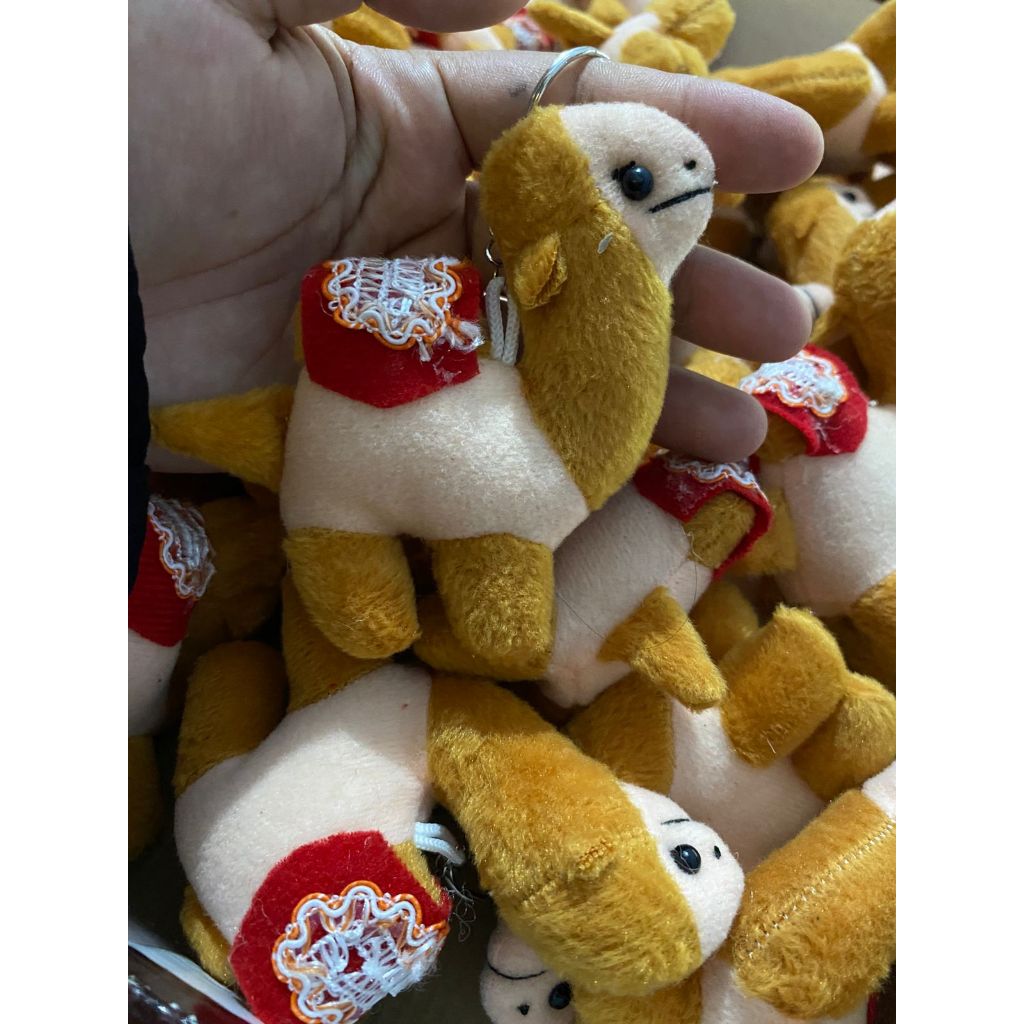 Gantungan Kunci Unta / Boneka unta / Oleh oleh haji umroh