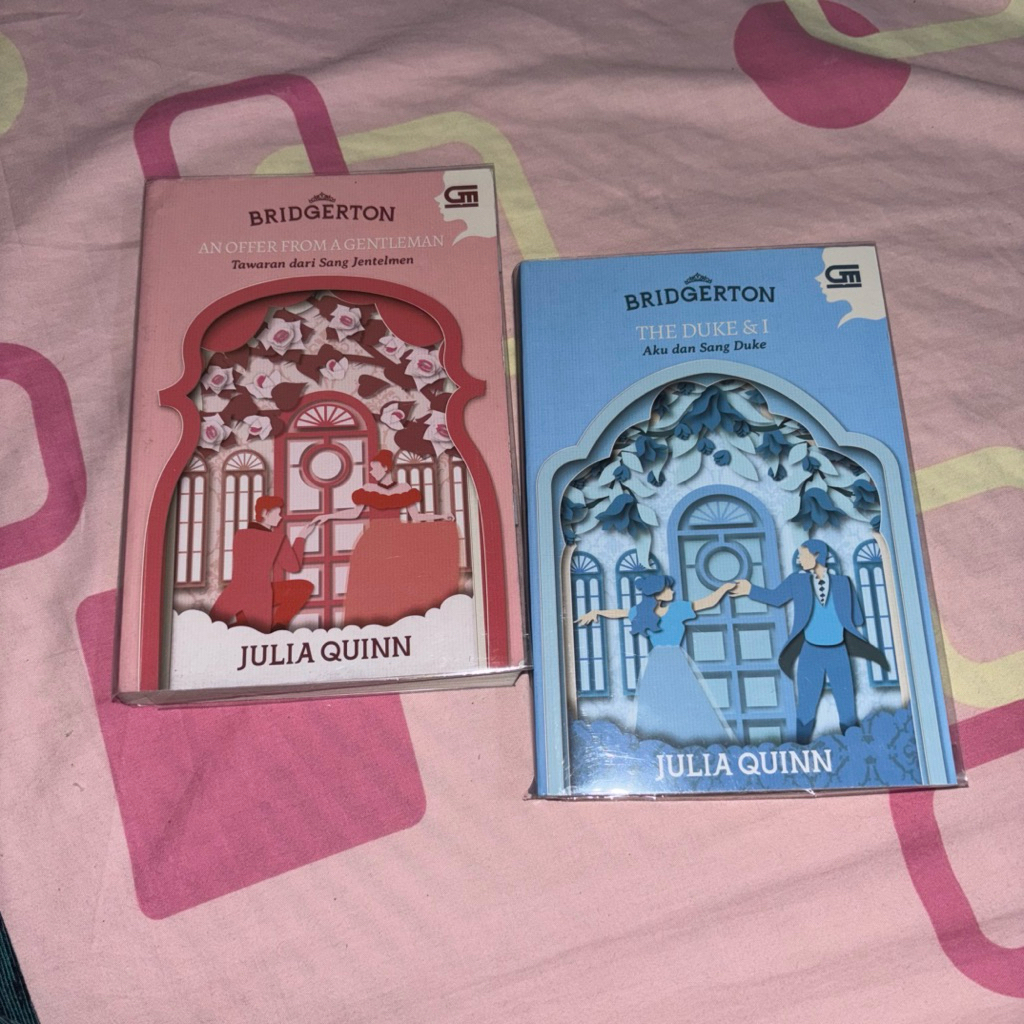 The Duke & I and An Offer From A Gentleman (preloved buku)