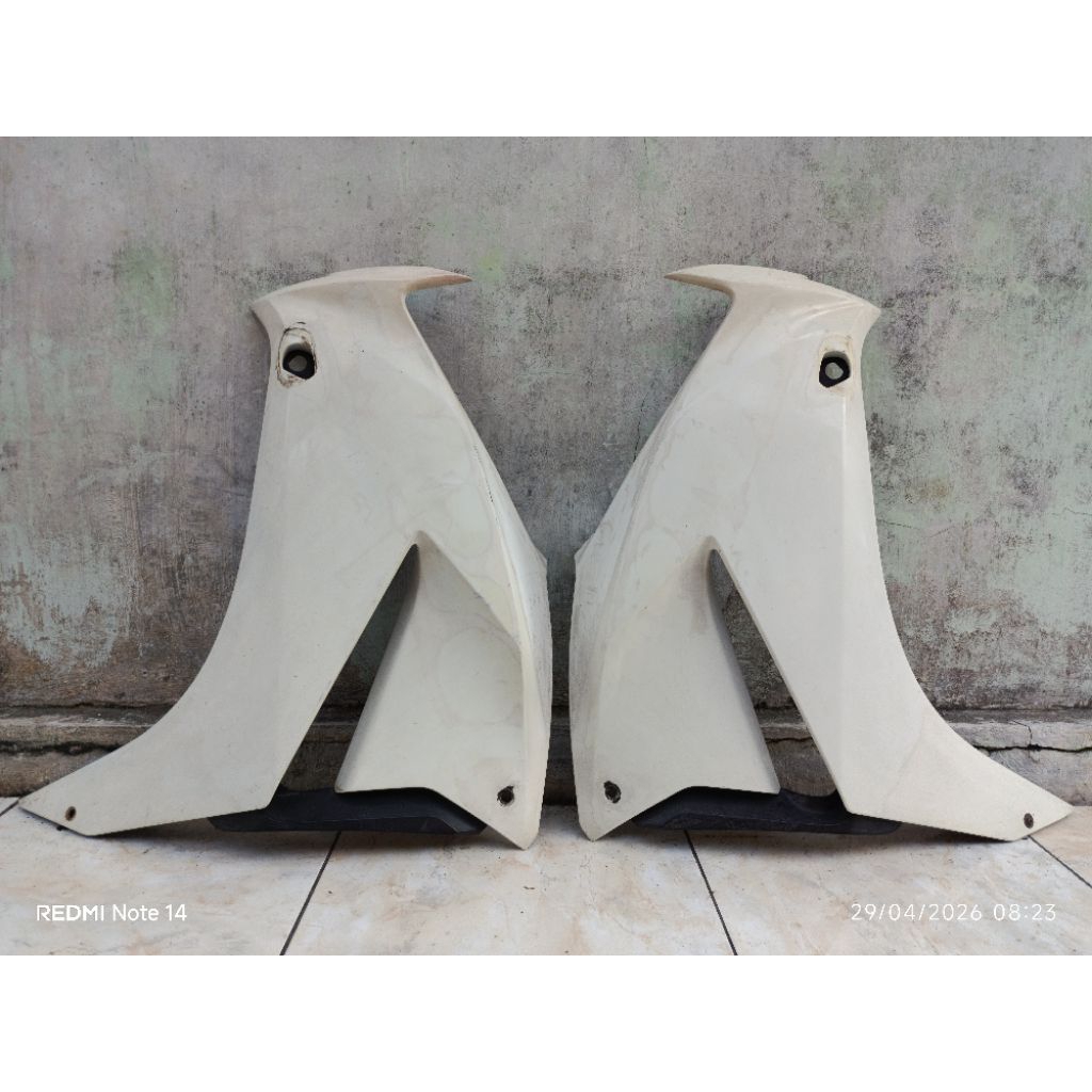 fairing bodi sayap  Honda cbr 150r lokal k45a