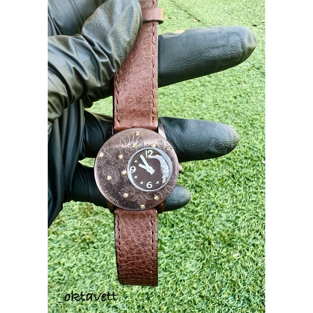 Fossil bronze embossed vintage rare watch jam tangan