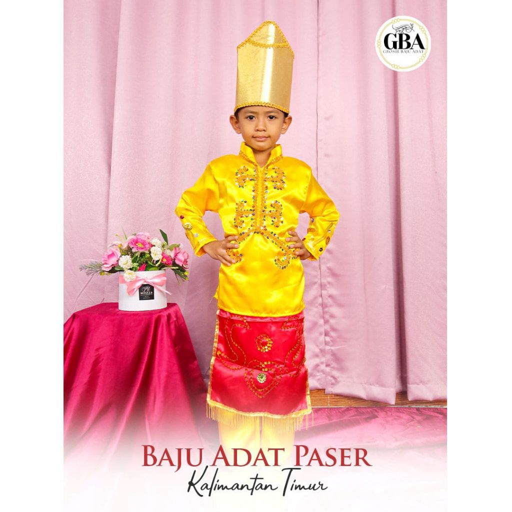 Baju adat kalimantan timur paser
