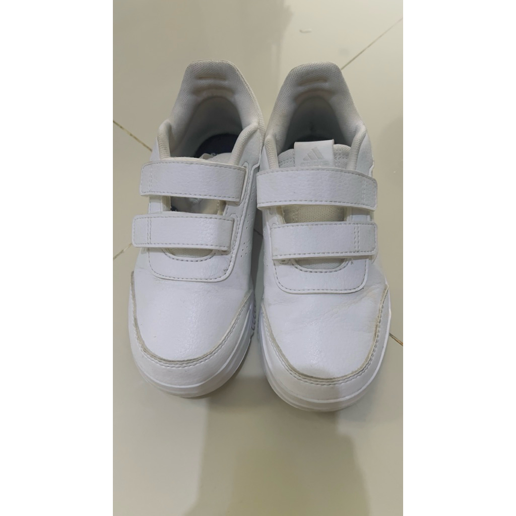 Preloved VVGC adidas TENSAUR SPORT 2.0 CF K SHOES in white