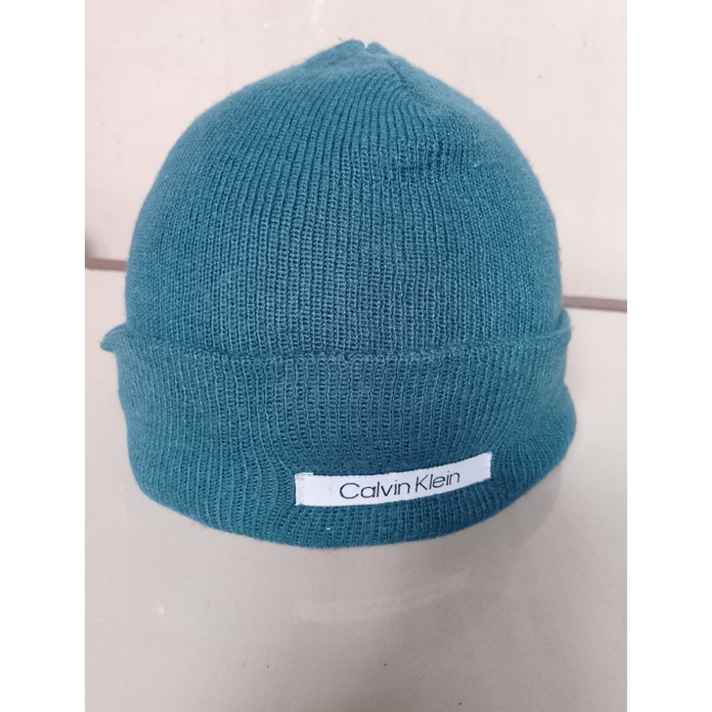 kupluk beanie bekas, branded