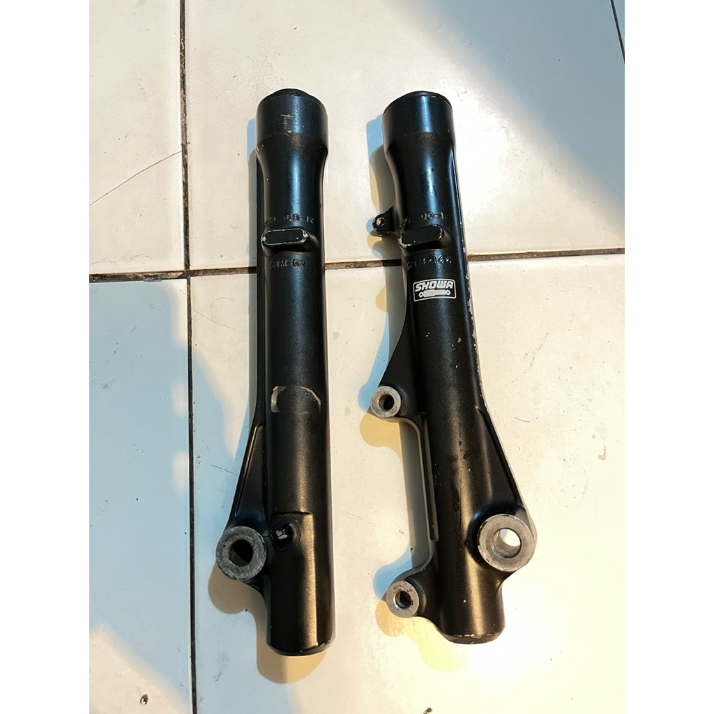 Tabung shok depan vario 125/150 beat