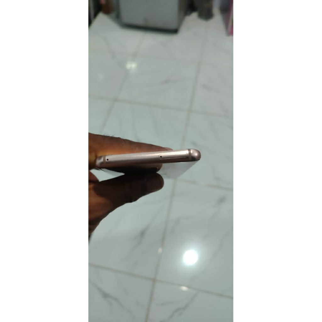 Samsung s9plus  6/128 mulus minus 4 garis tipis