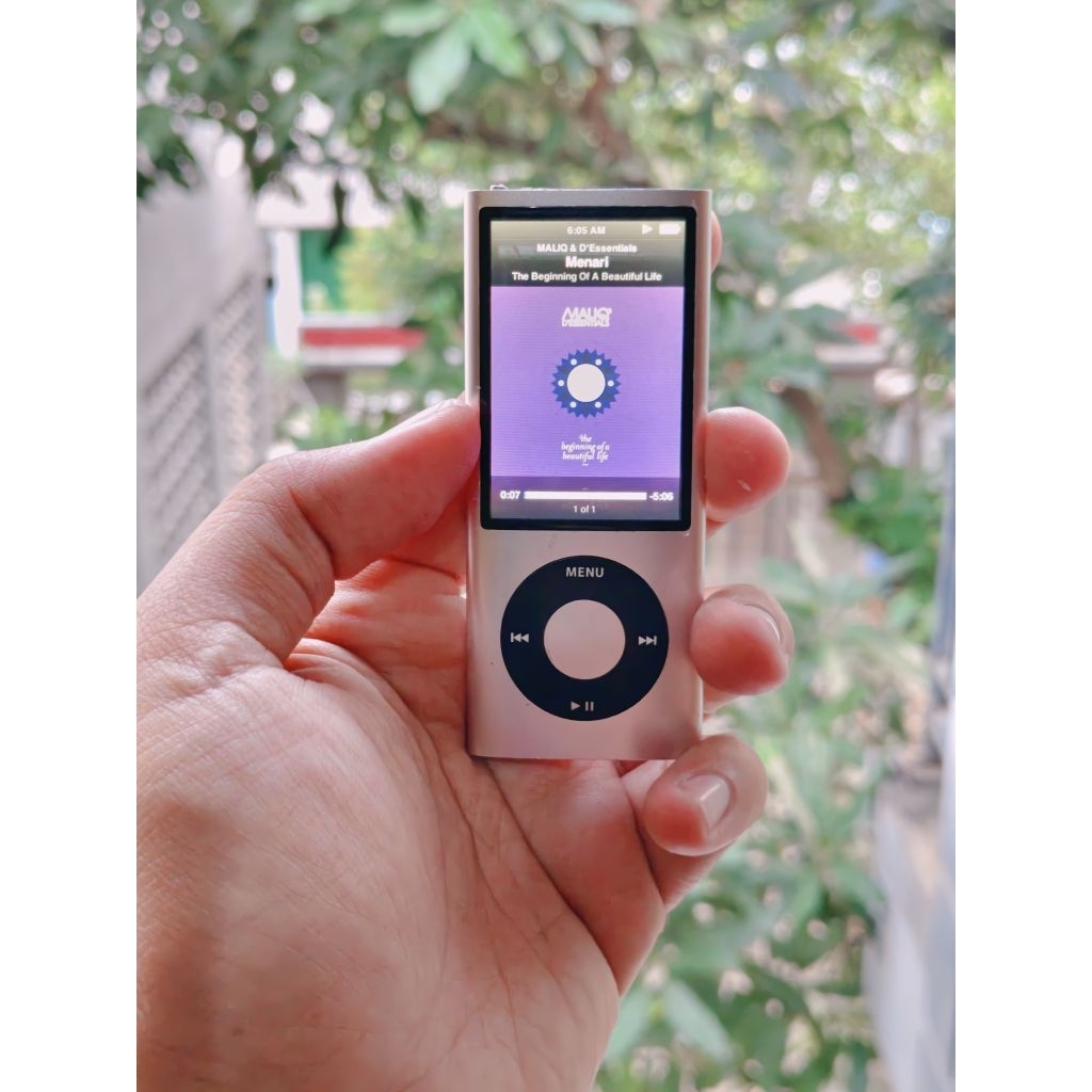 iPod Nano 5th 16gb greey Normal
