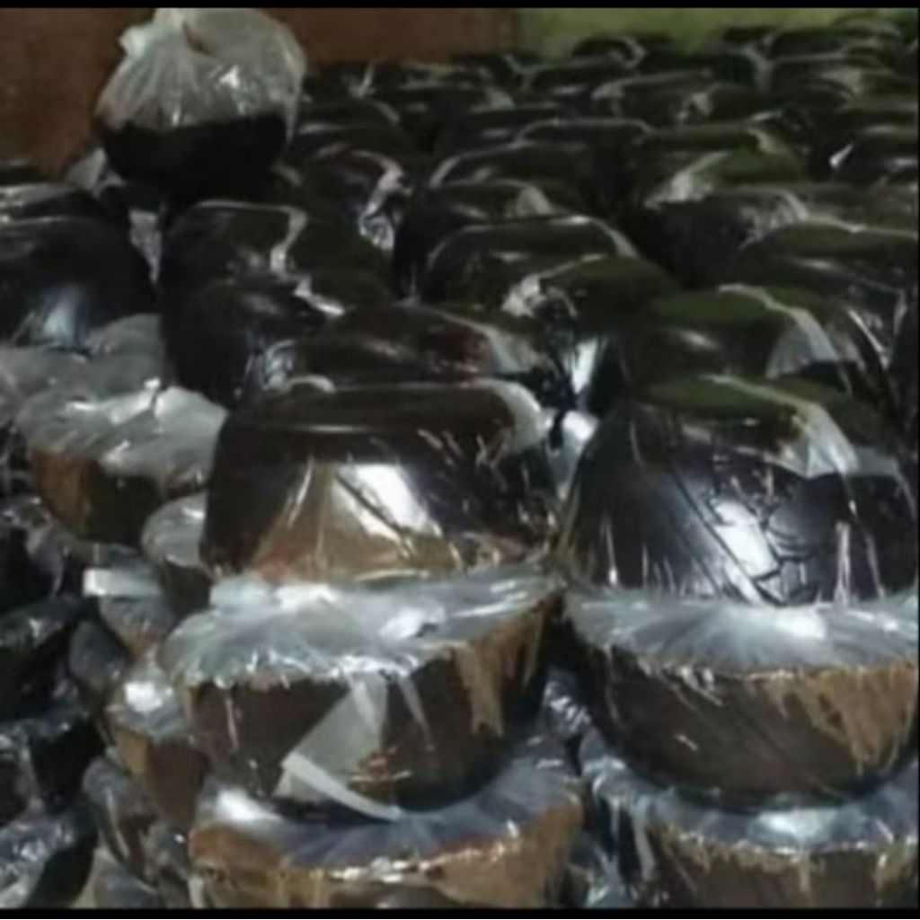 GULA BATOK LINGGAU GULA BATOK HITAM