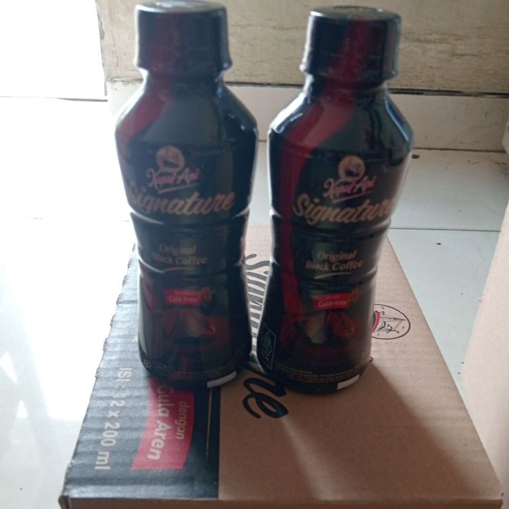 MINUMAN KOPI KAPAL API SIGNATURE GULA AREN 200ML (1 PCS)