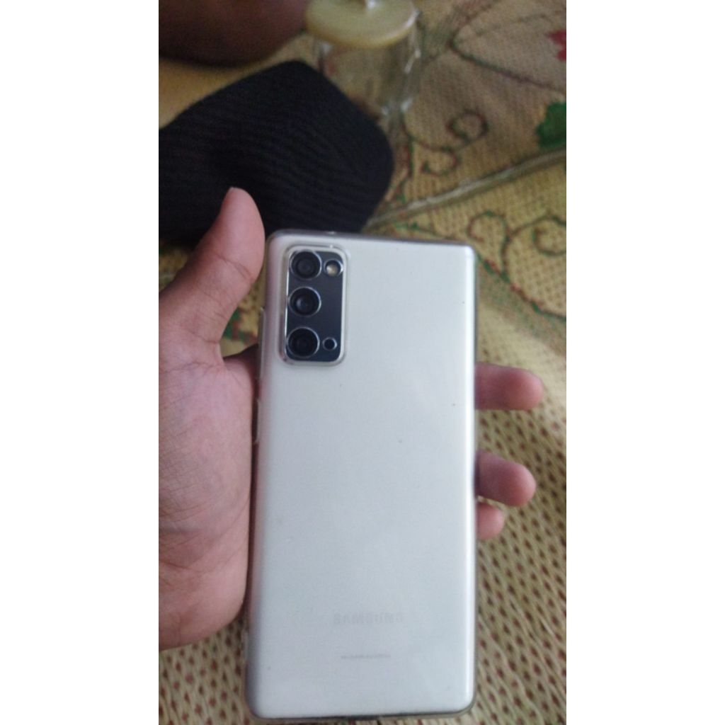 samsung s20fe snapdragon 8/128