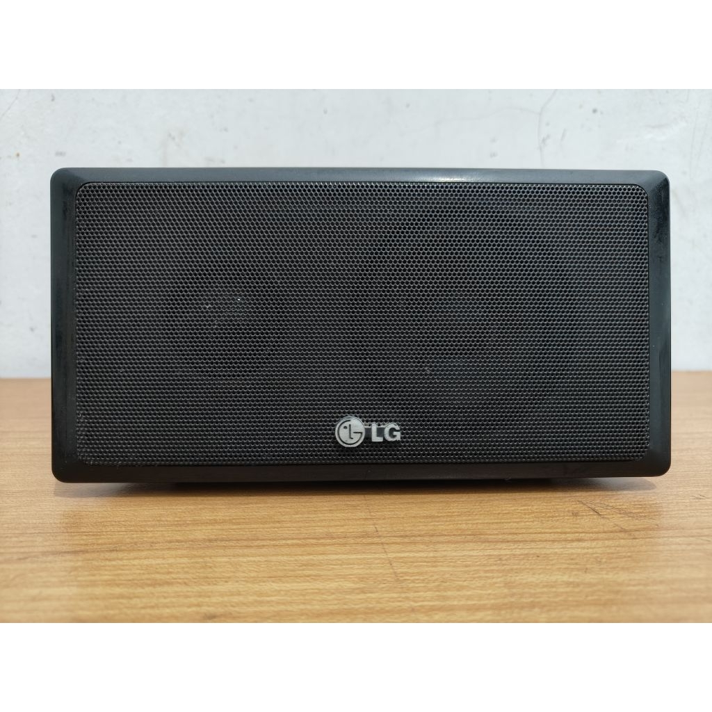 speaker center LG SB95SA
