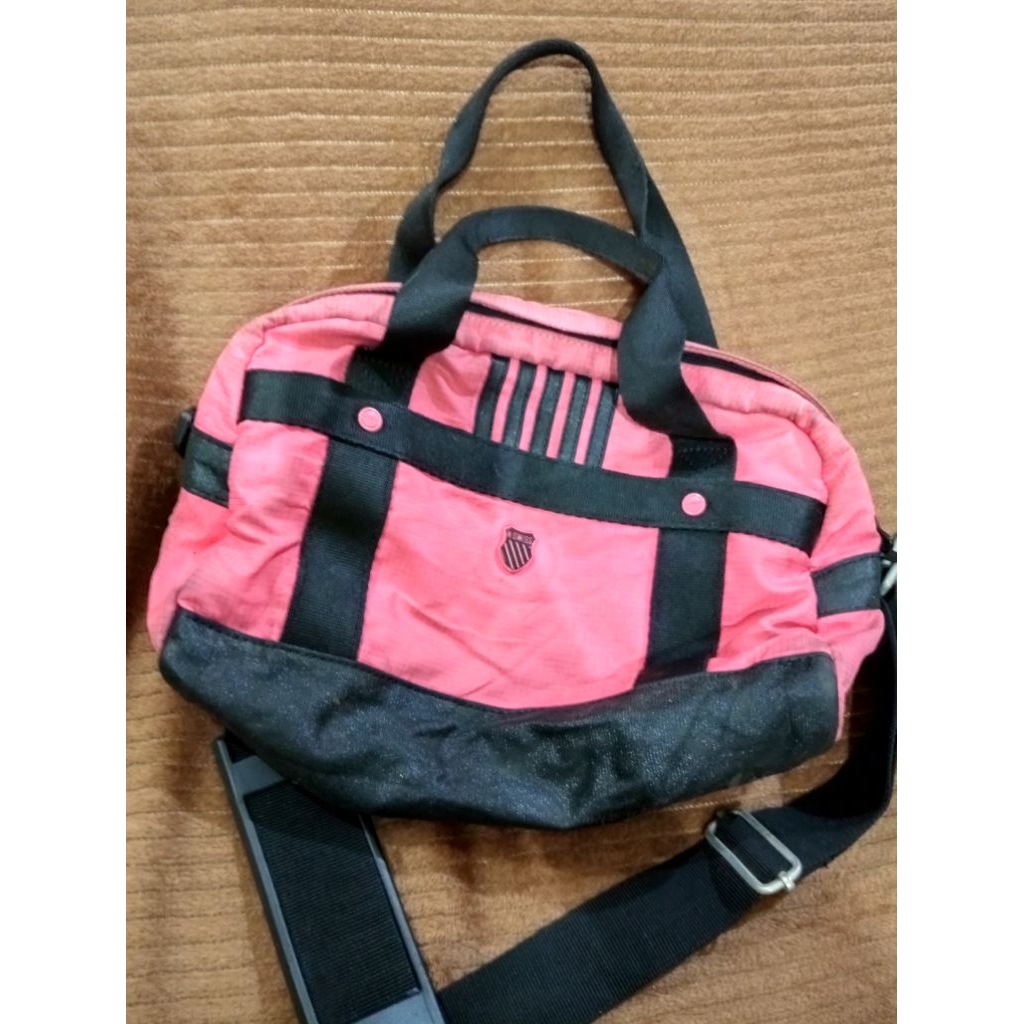 Preloved K Swiss Sling Bag