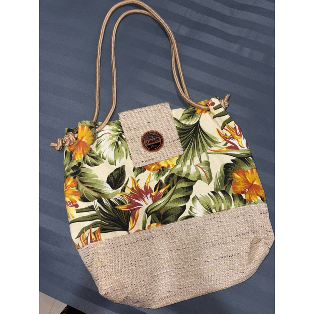 tas pantai/totebag Lombok exotic(nett)preloved