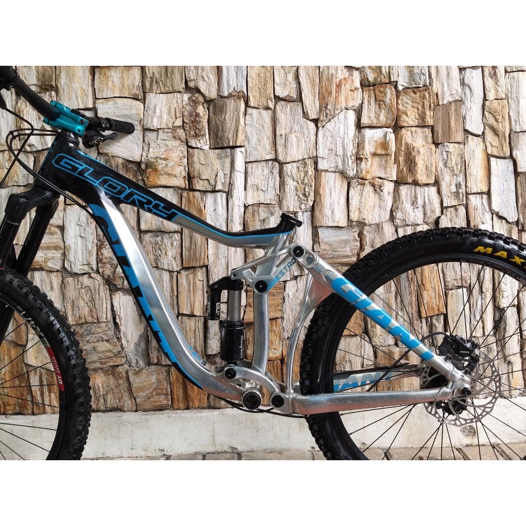Frame Giant Glory Size M 94% mulus