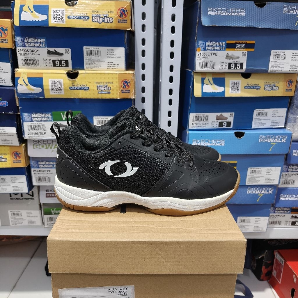 Sepatu wanita badminton Astec Ljunberg black