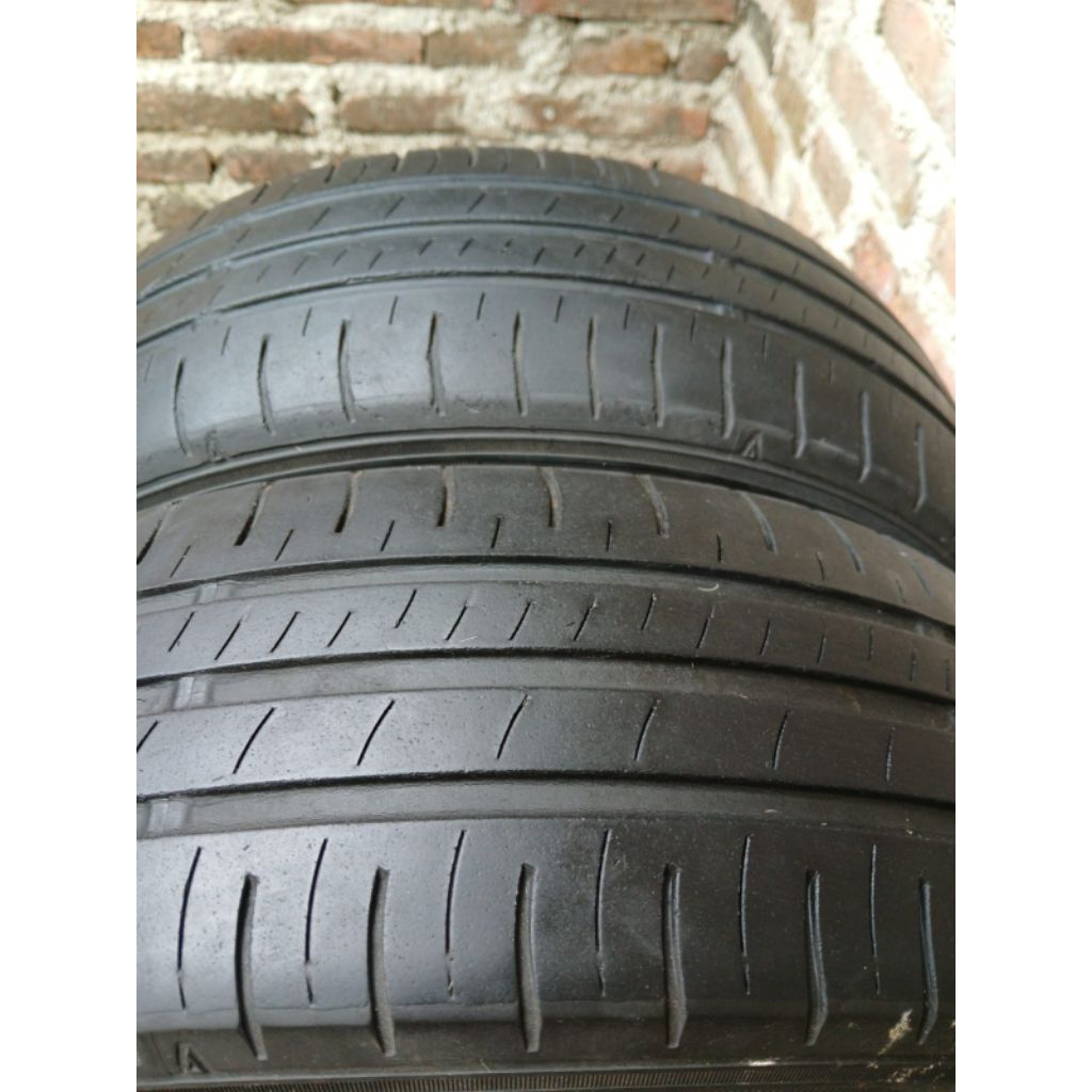 Ban Dunlop 175/60 R15
