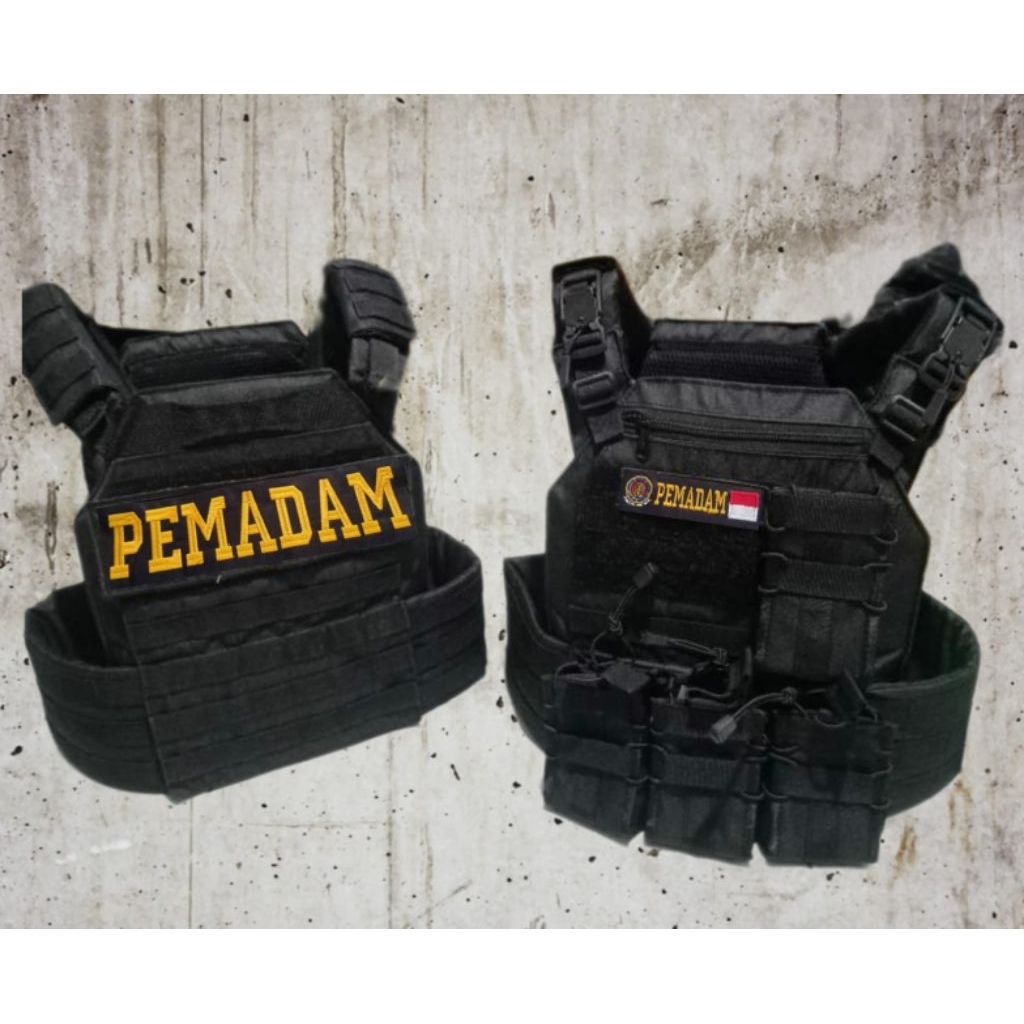 ROMPI ANGIN TACTICAL WARNA HITAM PEMADAM/BODY VEST TACTICAL HITAM PEMADAM