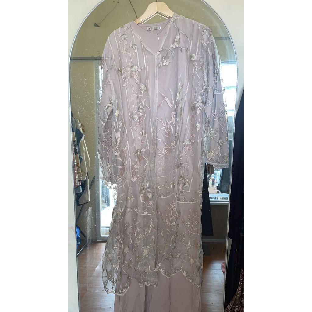 [PRELOVED] Alur Cerita by Natasha Rizky Dress Brokat Soft Pink