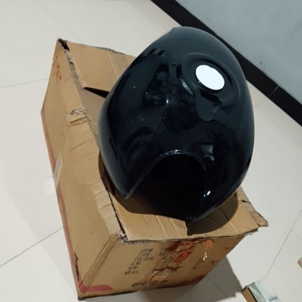 Tangki Bensin Tzeng MEGAPRO PRIMUS HITAM
