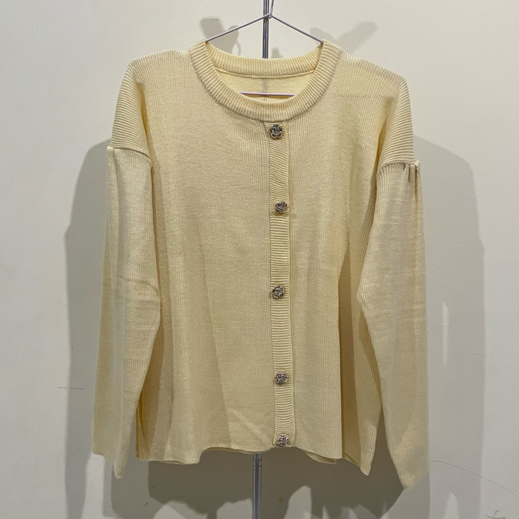 (Preloved) Knit Soft Yellow