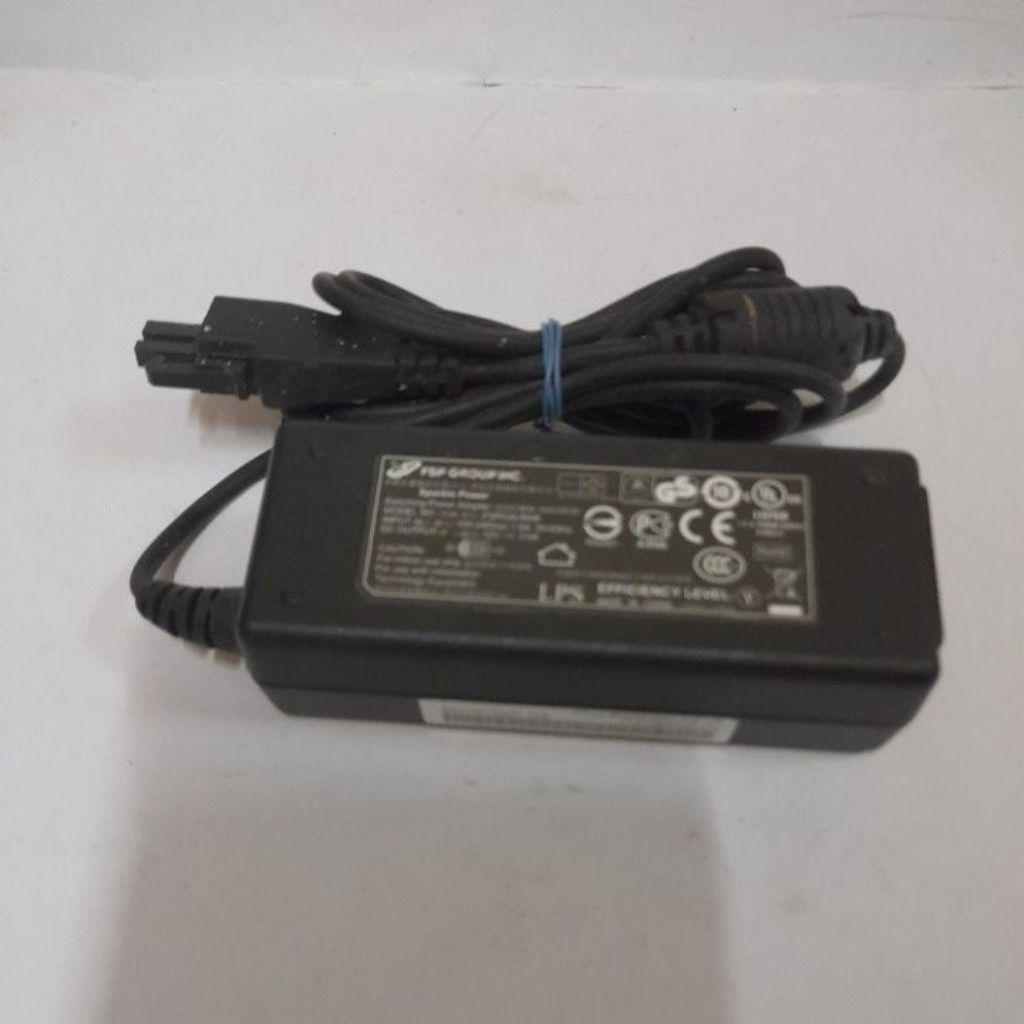 ADAPTOR  FSPGRAUPINC MODEL FSP036-RAB OUTPUT  12V-3.0A