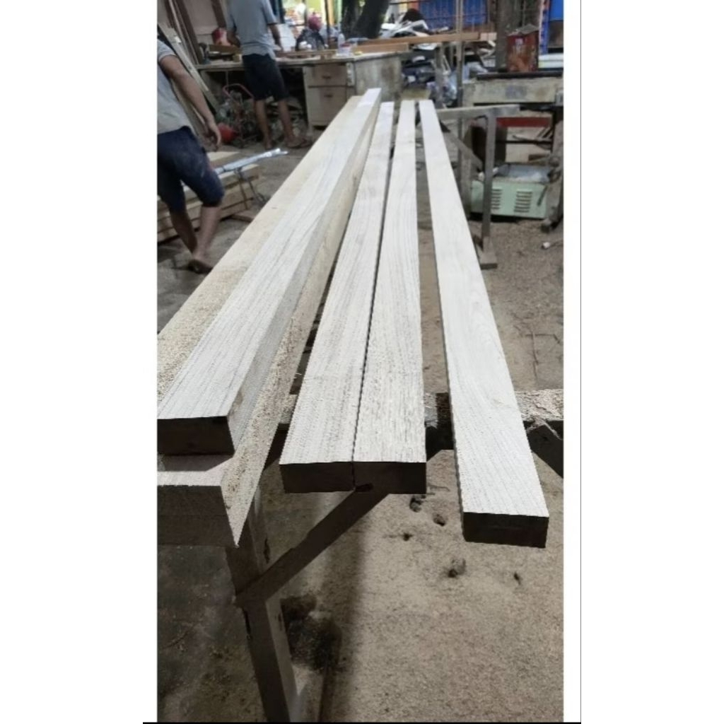 KAYU SUNGKAI MOTIF SERAT