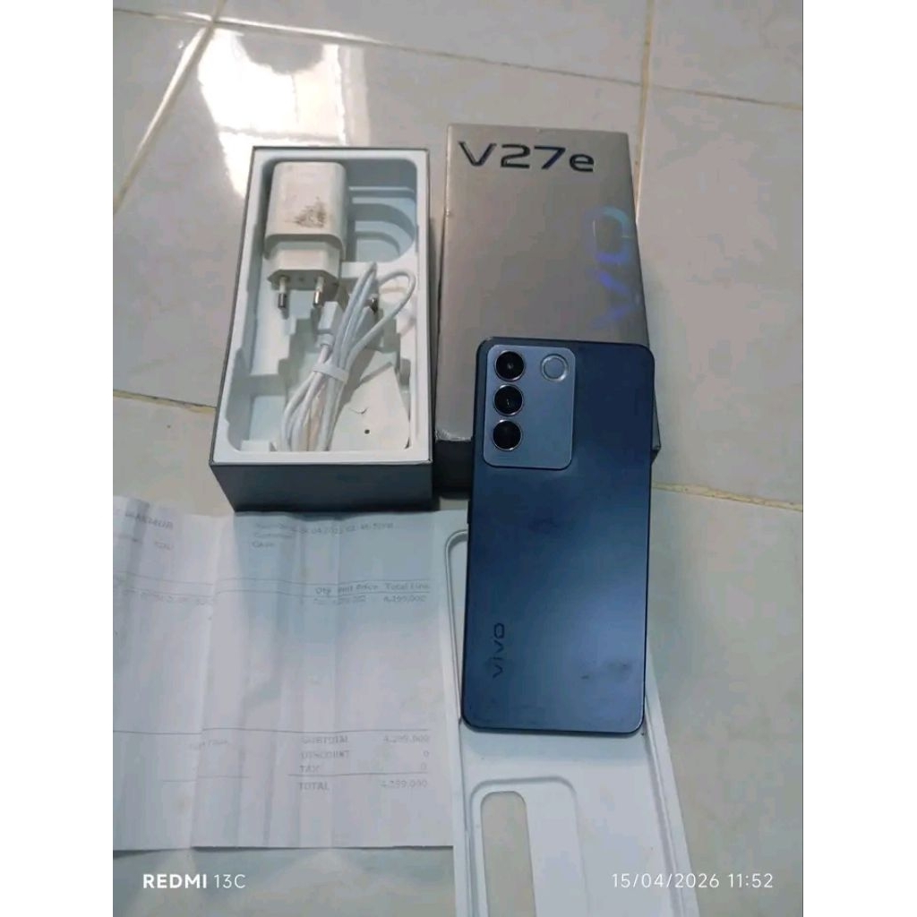 VIVO V27E SECOND