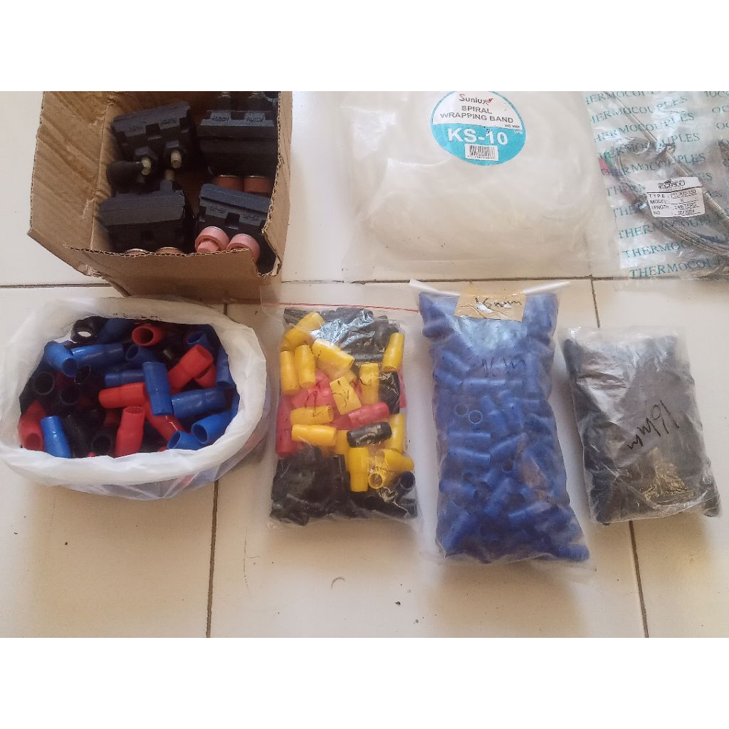 aksesoris listrik clamp kabel sarung skun