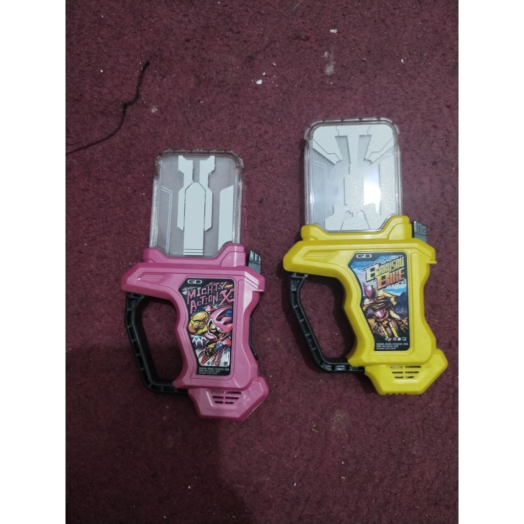 DX gashat bakusou bike DX mighty action x Kamen rider Ex-aid