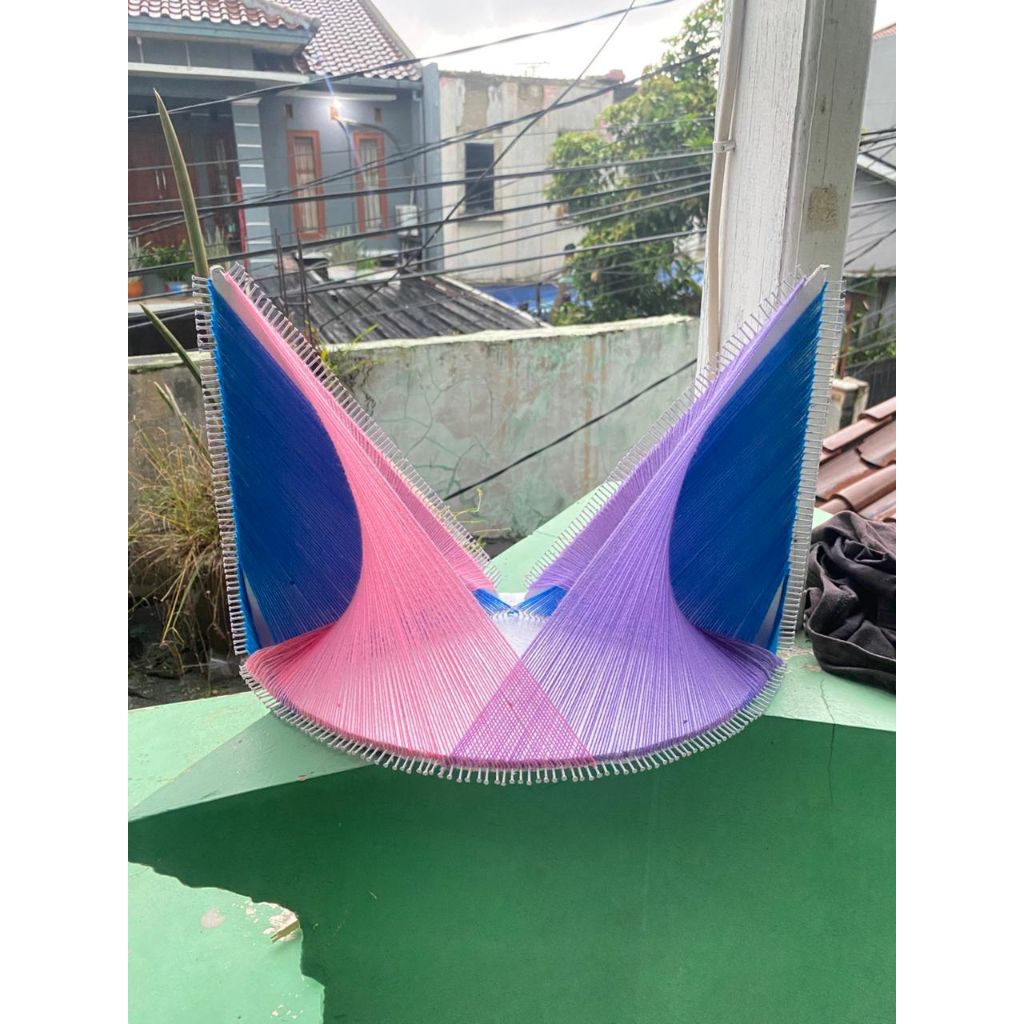 Karya Seni Nirmana Trimatra/3D Komposisi Benang