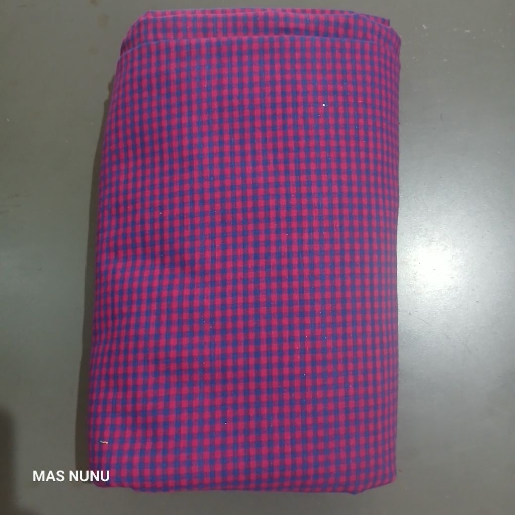 KAIN TC KOTAK KECIL