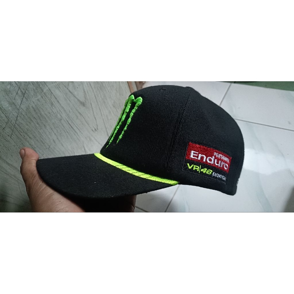 topi Pertamina Enduro vr/46 racing team