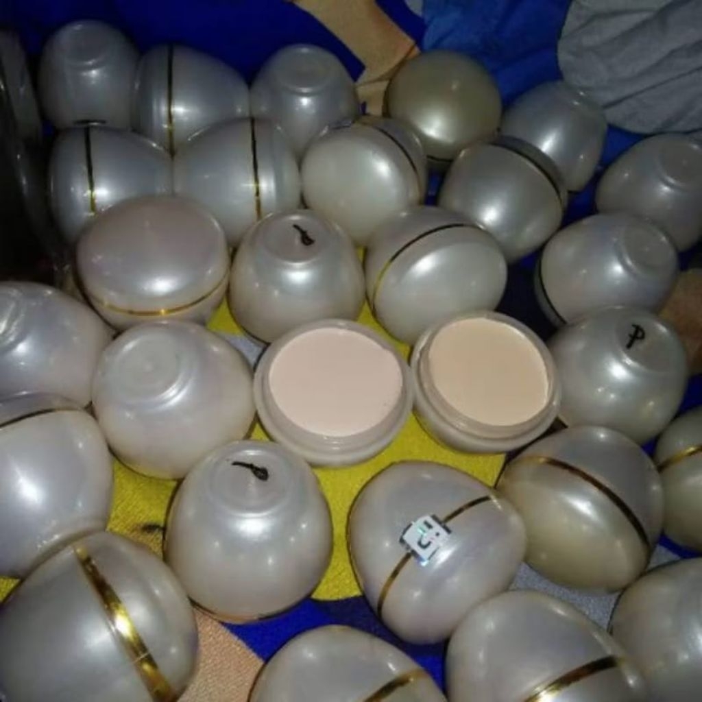 Foundation mutiara ip/alas bedak // FOUNDATION MUTIARA IP
