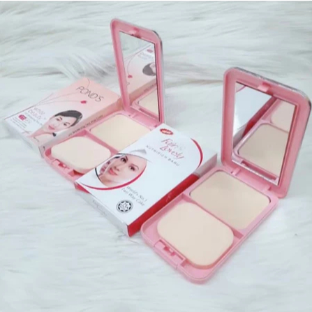 Bedak Ponds & Fair Lovely TWC Whitening Powder / Bedak Padat