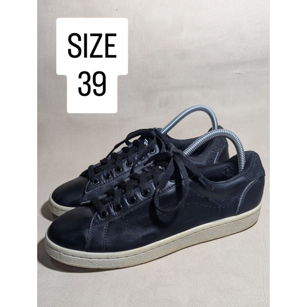 SEPATU PRELOVED VANS OLD SKOOL BLACK LEATHER SIZE 39