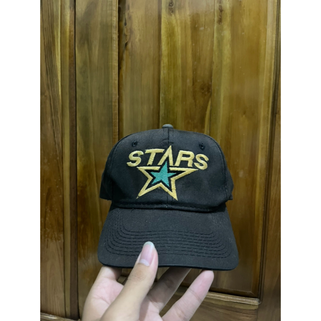 Preloved Hat NHL Dallas Stars 90s