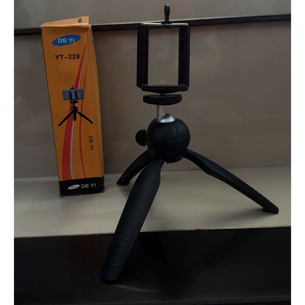 DEYI Tripod Mini Stabil & Kuat For DSLR Camera Hp Ring Light portable kokoh / Kaki Tripod Mini