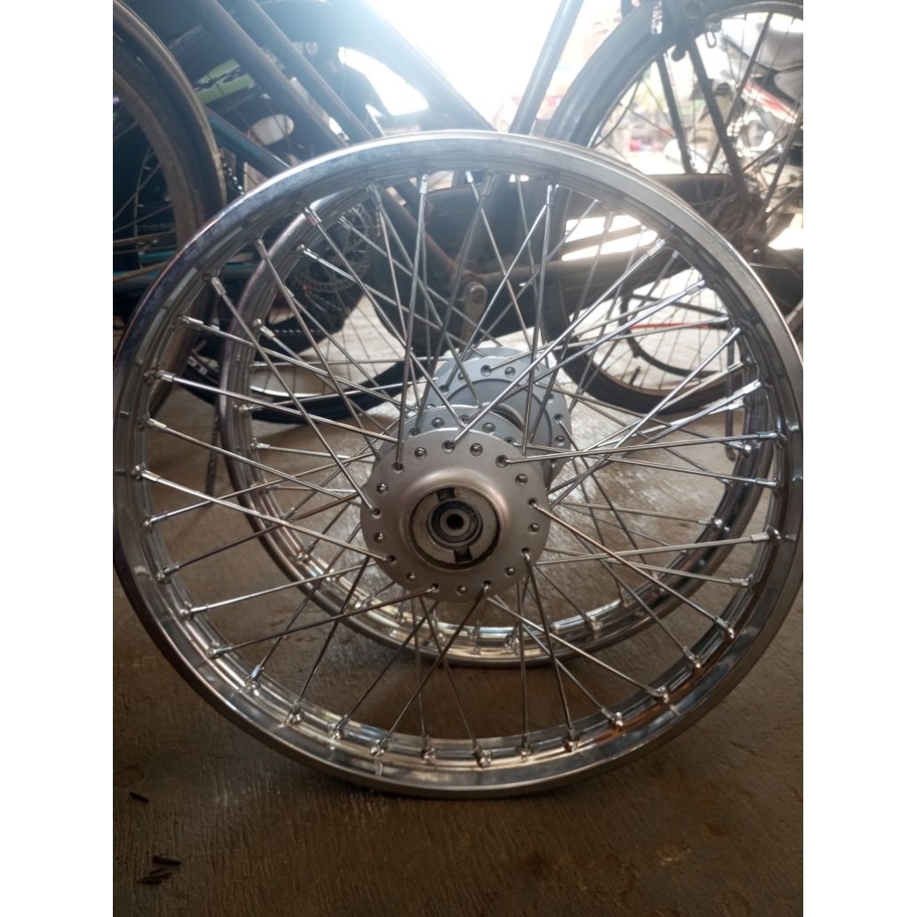 velg jari depan suzuki smash lepasan motor