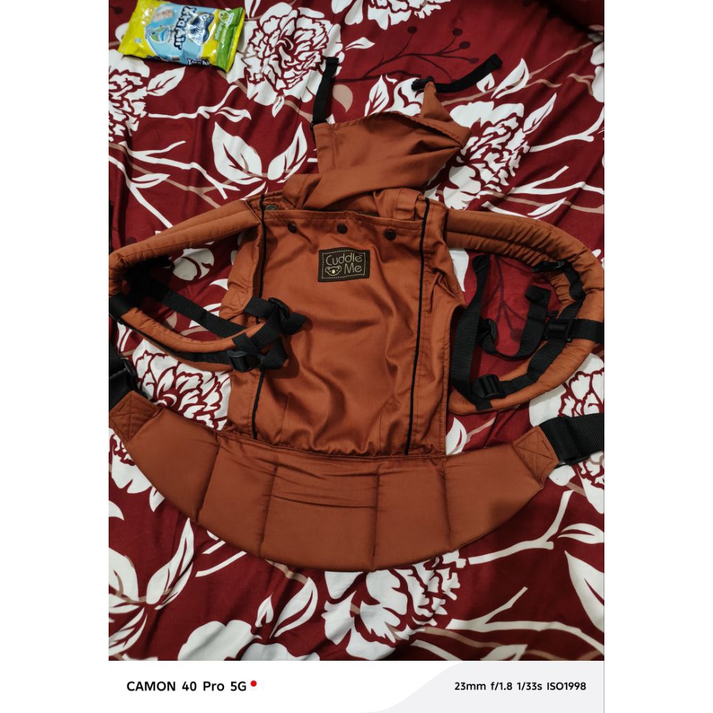 gendongan m shape preloved cuddle me lite carrier