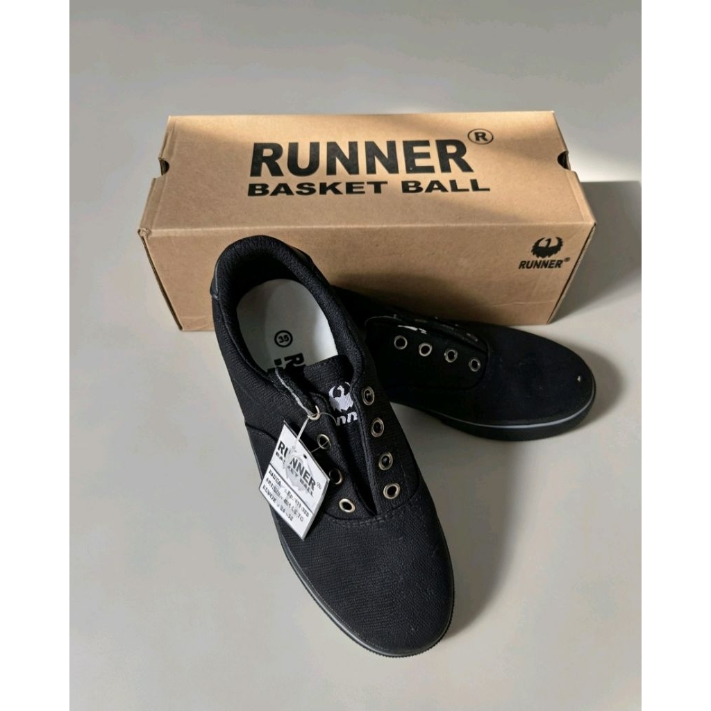 Sepatu Sekolah Runner 431 LC Original