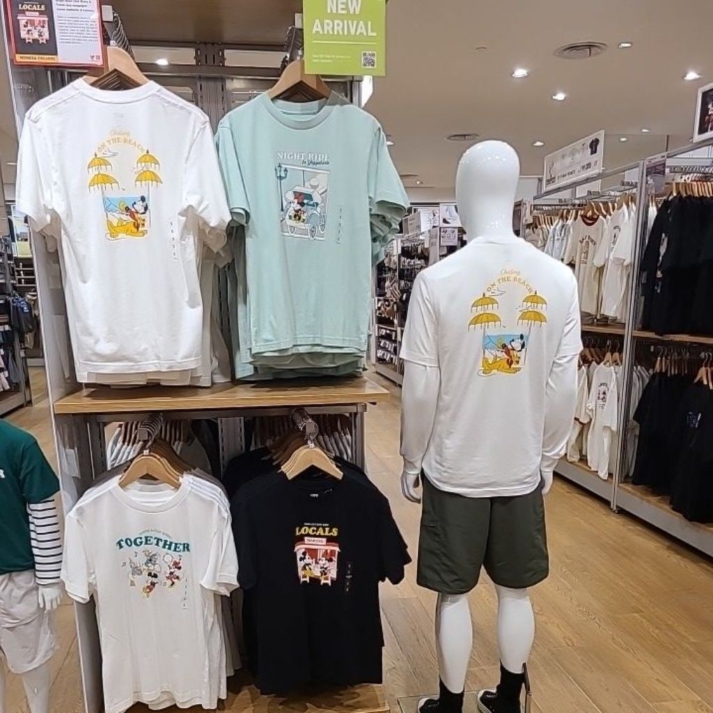 UNIQLO Kaos UT Tshirt DISNEY Original Jastip