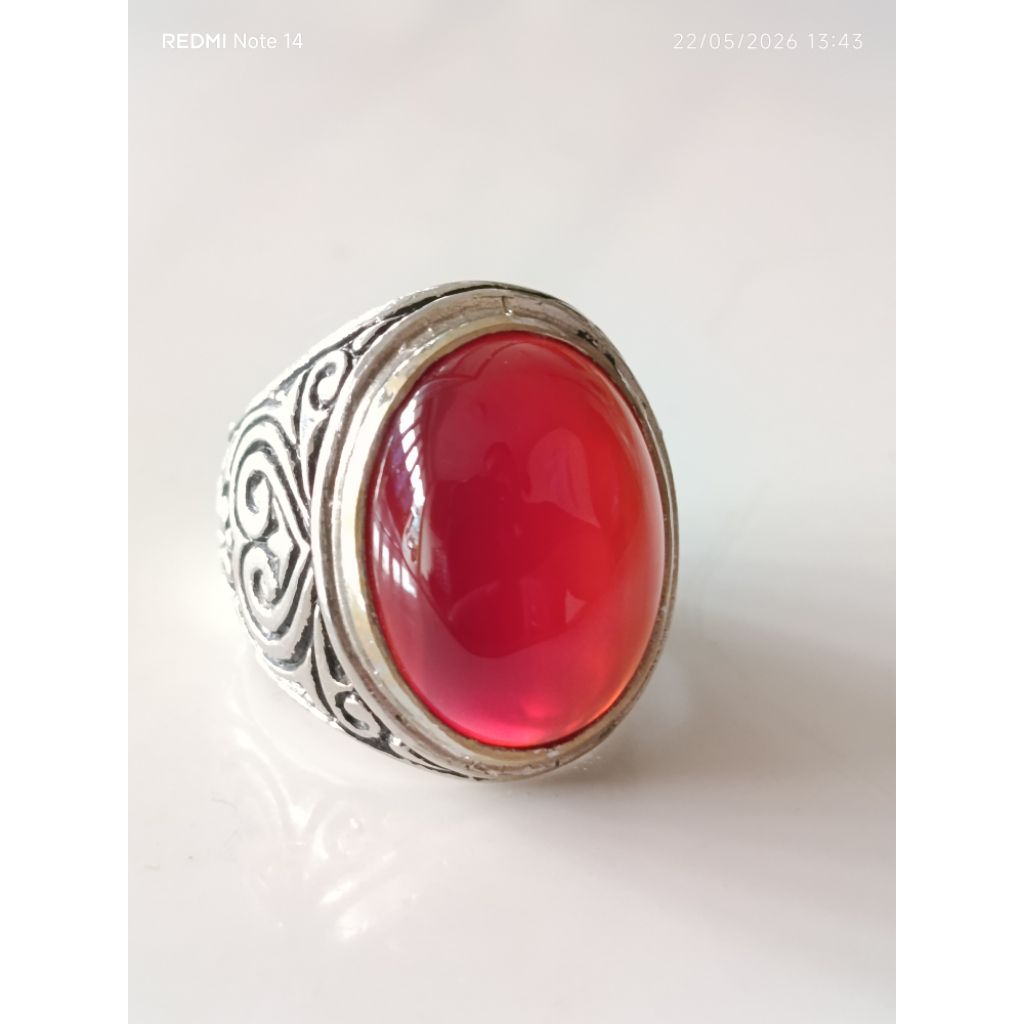 red chalsedony, atau mungkin batu Yaman, batu sawo kecik, raflesia, red baron