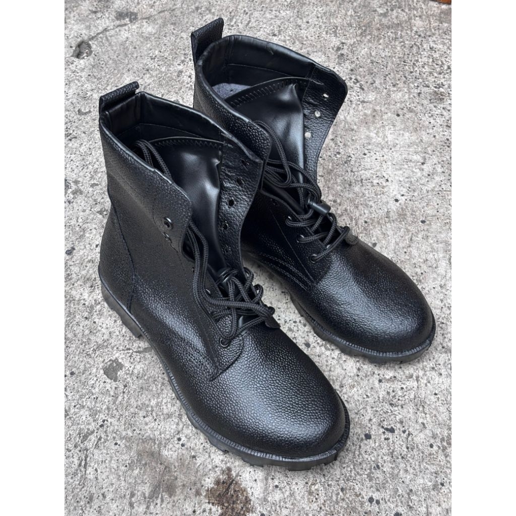 Sepatu PDL kulit Jeruk Sol Radial Safety Boot
