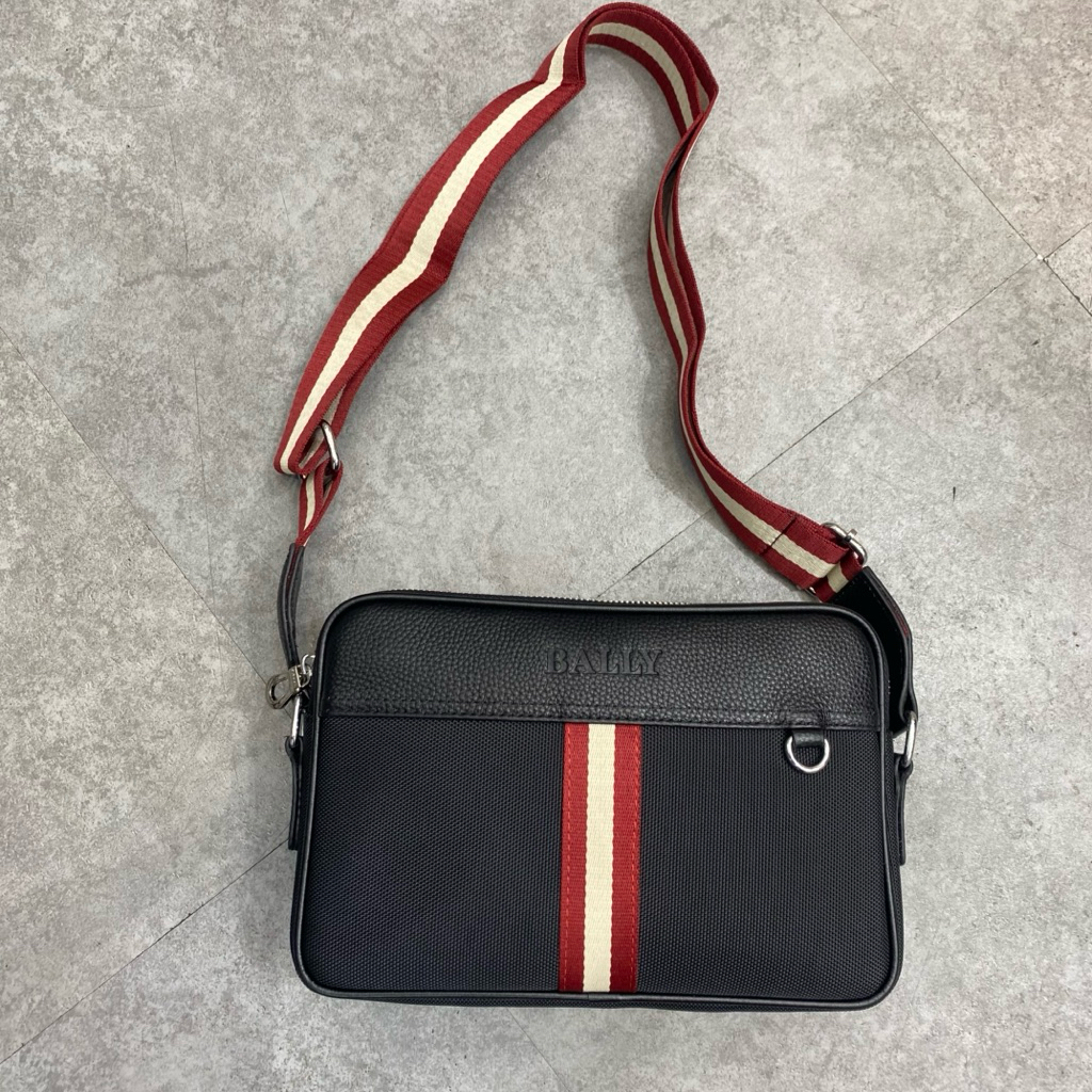 Tas selempang pria bally nylon