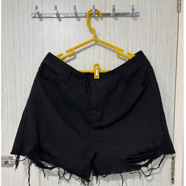 MODAMYTH CELANA PENDEK LEVIS WANITA XL-XXL