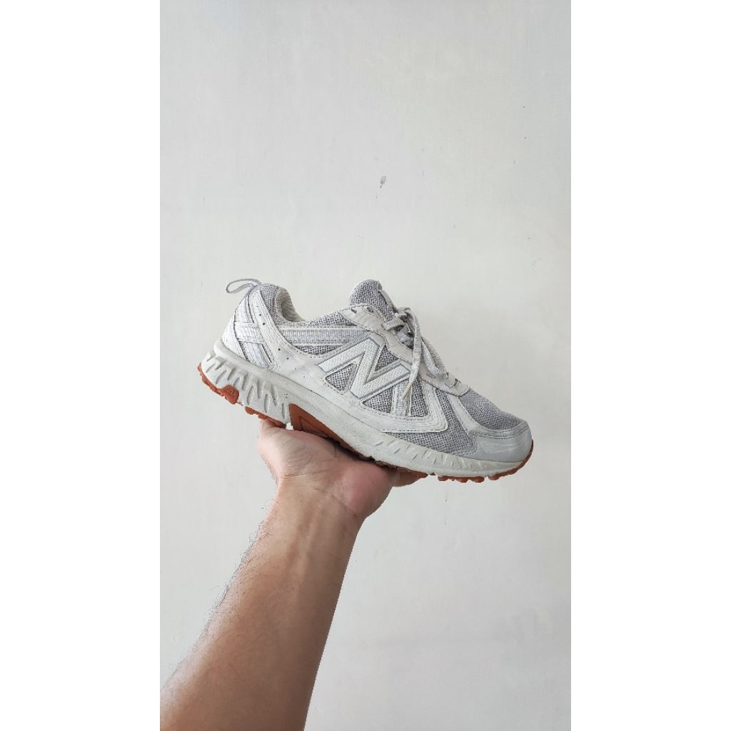 Sepatu enbe 410 grey kalcer NB