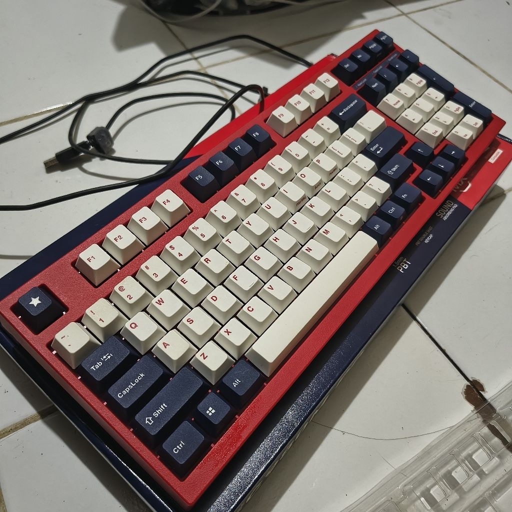 Leopold FC980M Blue (Red Silent Switch) - Gaming Keyboard (Used, Bekas)