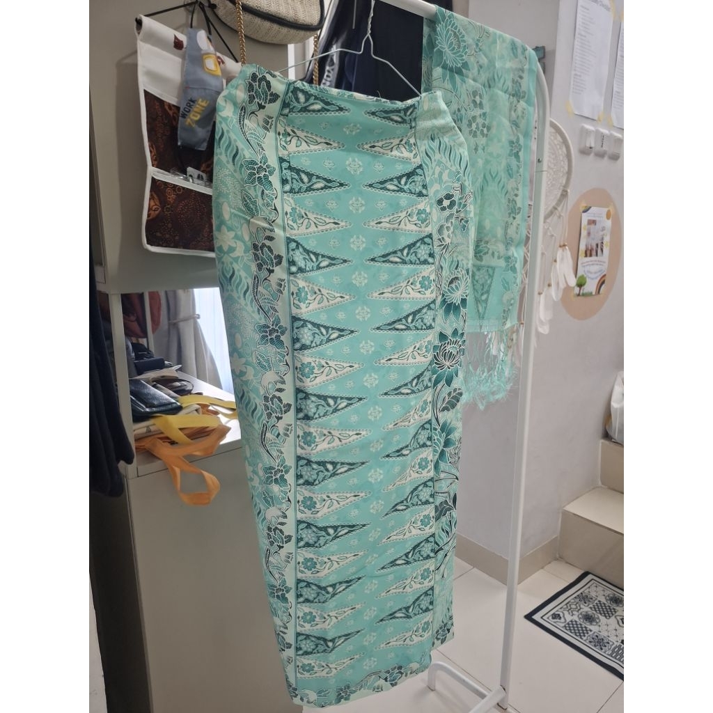 Rok batik set selendang hijau tosca preloved